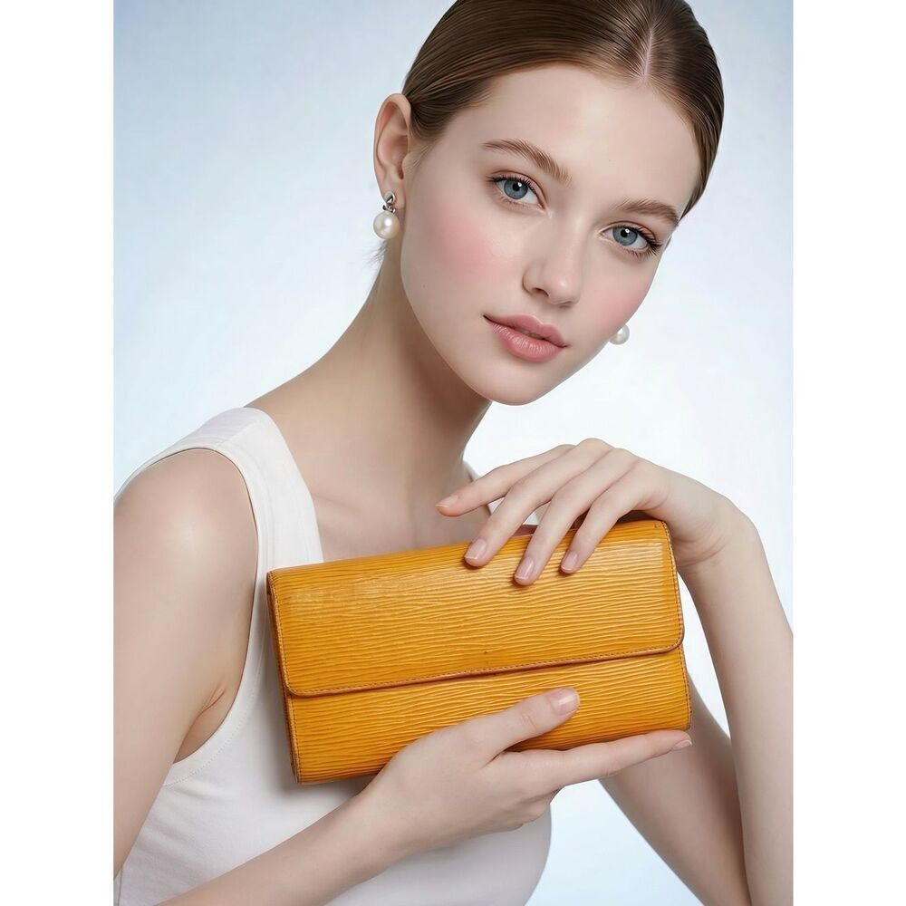 LOUISāVUITTON | Tangerine Orange Epi Long Wallet